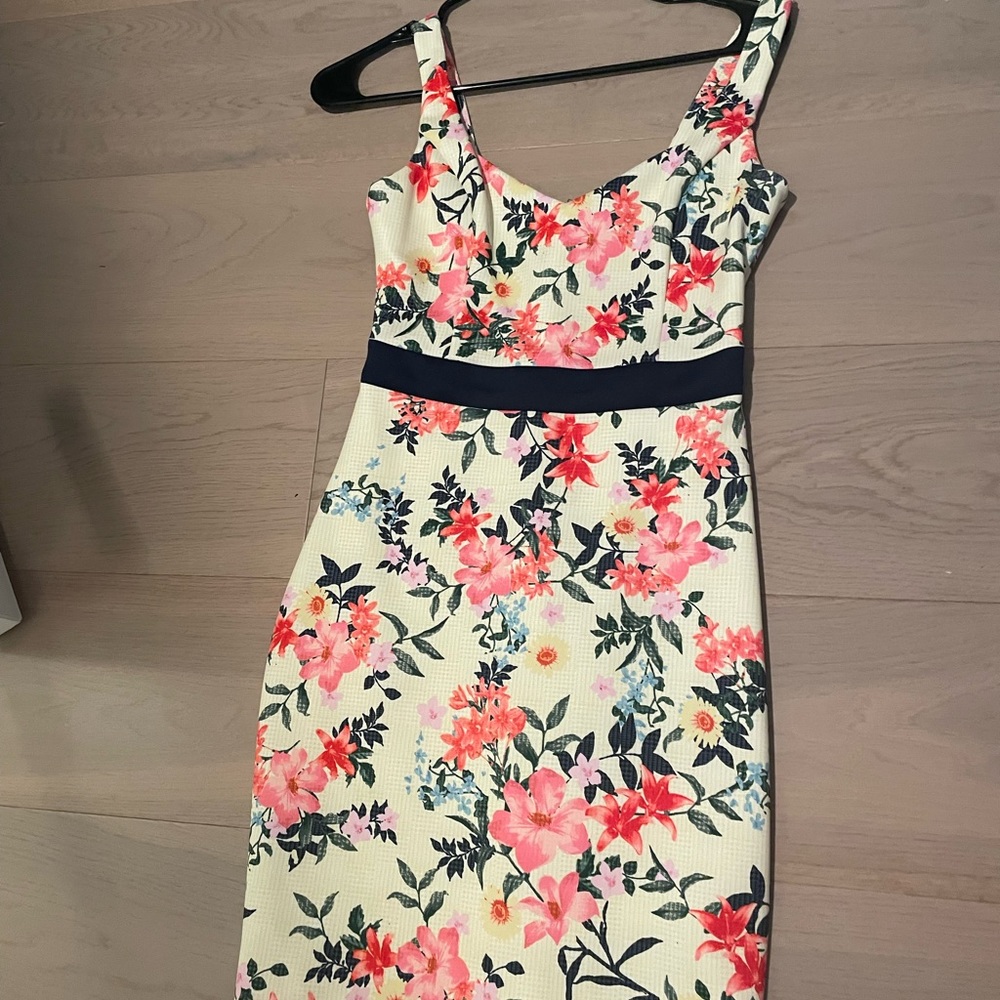 Size 0 yellow guess dress